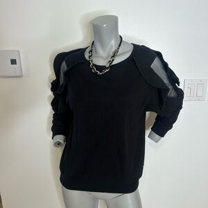 Elegant Black Crew Neck Sweater with Cutout Details❤️M